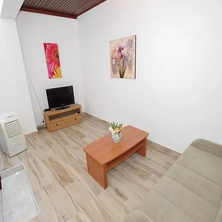 Srzi Apartment Makarska