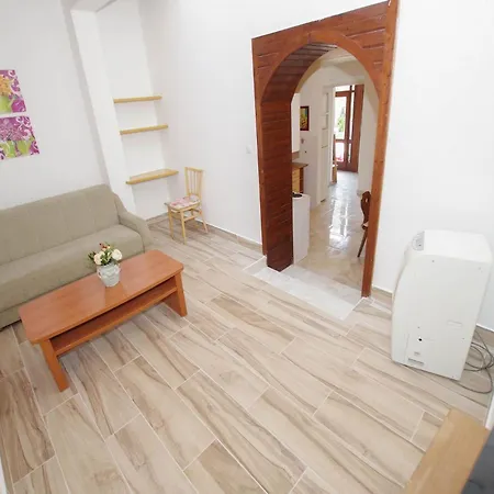 Apartment Srzi