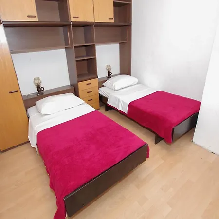 Apartment Srzi