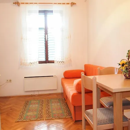 Apartment Srzi Makarska