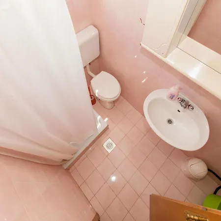 Srzi Apartment *