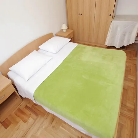 Apartment Srzi Makarska